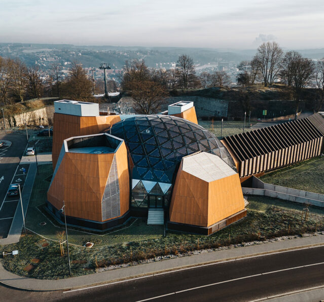 Panoramische afbeelding van het Pavillon in Namur